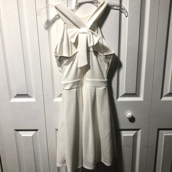 Francesca’s Ava Bow Back White Skater Dress - Picture 5 of 6